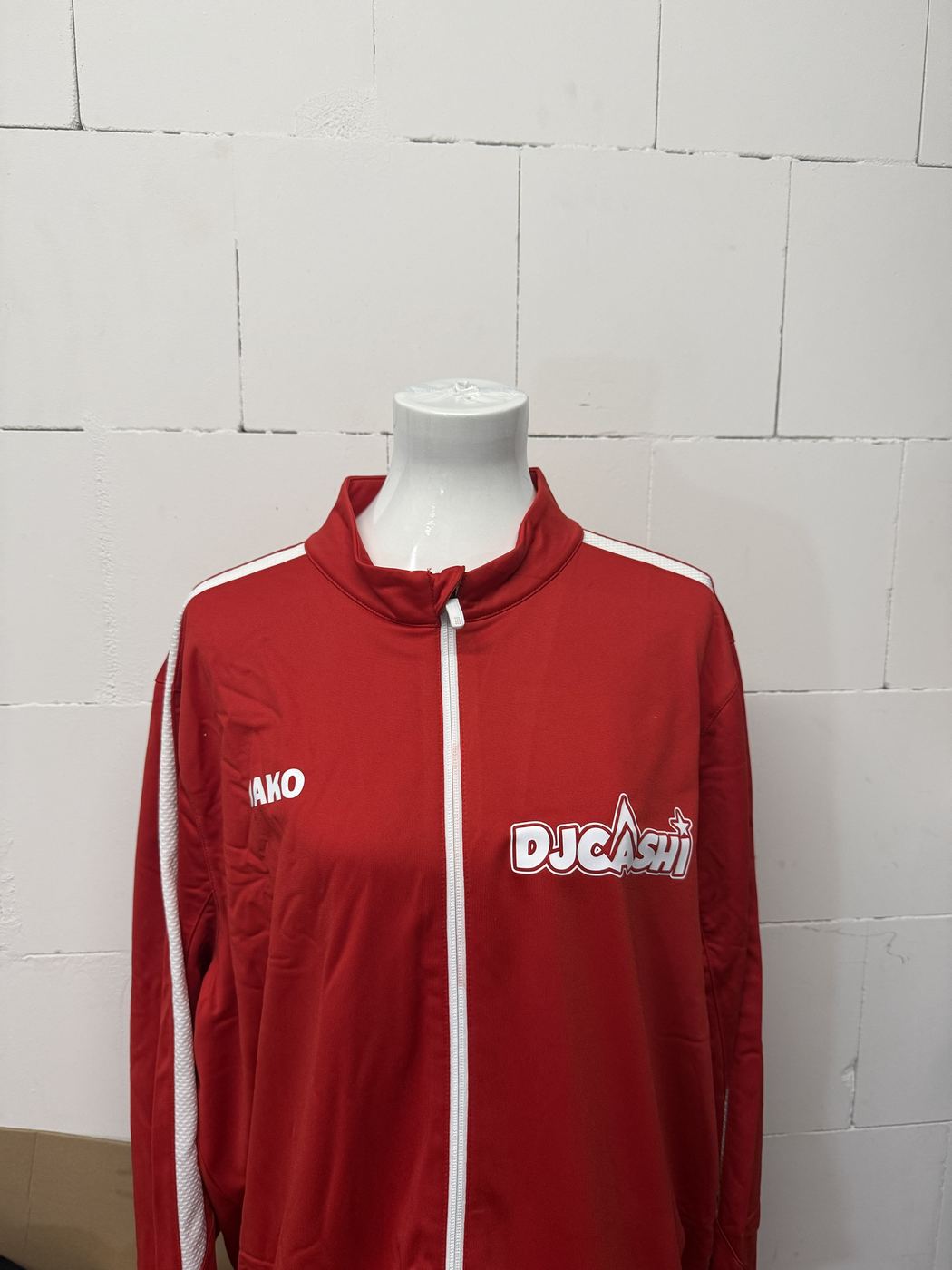 DTF-Transfer · Logo auf Jacke